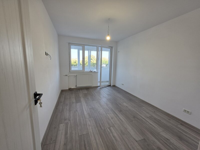Dristor, pe Baba Novac, Sectia 12, renovat, 2 balcoane, 10 minute metrou,